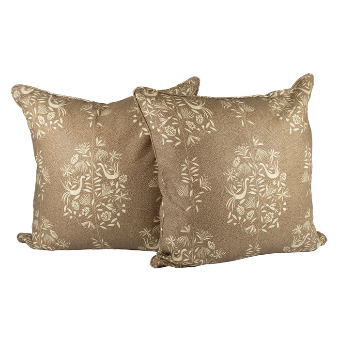 Garden Vine Pillow, LeConte