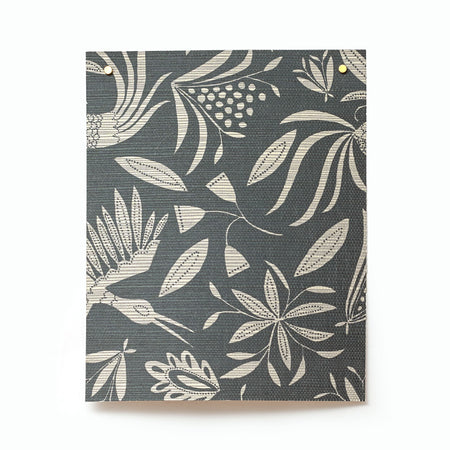 Garden Grasscloth Wallpaper in Graphite sample